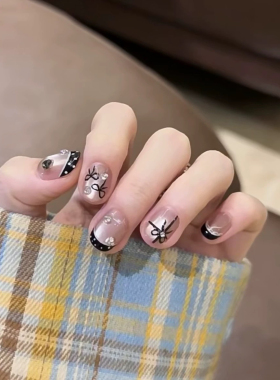 y2k甜酷少女手绘蝴蝶结猫光美甲