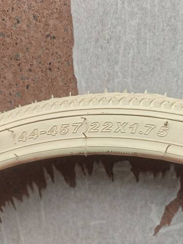米黄色轮胎22X1.75自行车外胎47-457自行车22*175轮椅车胎22寸