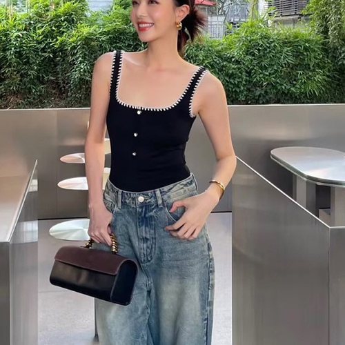 花少邓恩熙同款高级感连体泳衣女小香风显瘦小胸温泉沙滩度假泳装