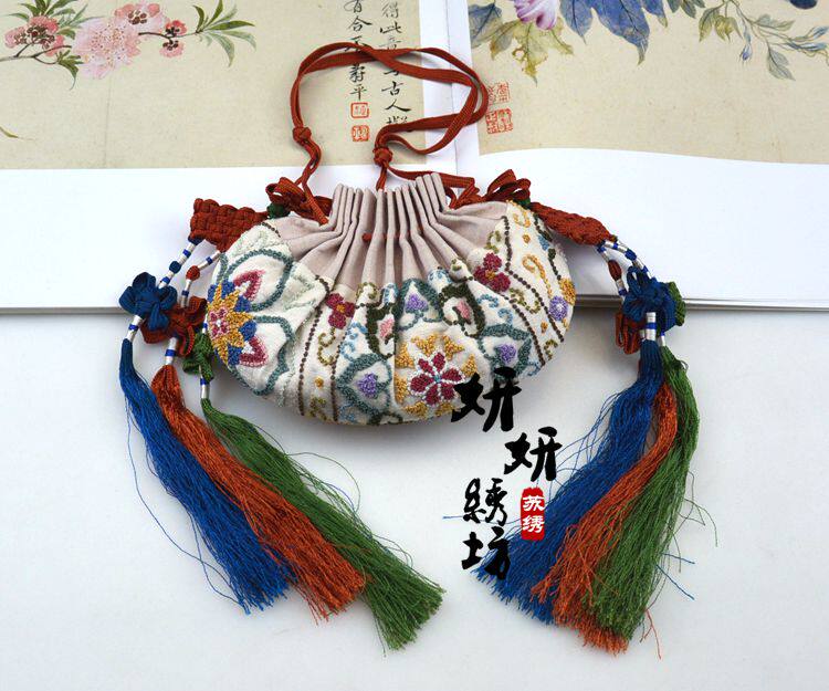 延禧攻略 宫廷香囊荷包手工缂丝打籽刺绣苏绣汉服配饰收藏品香包