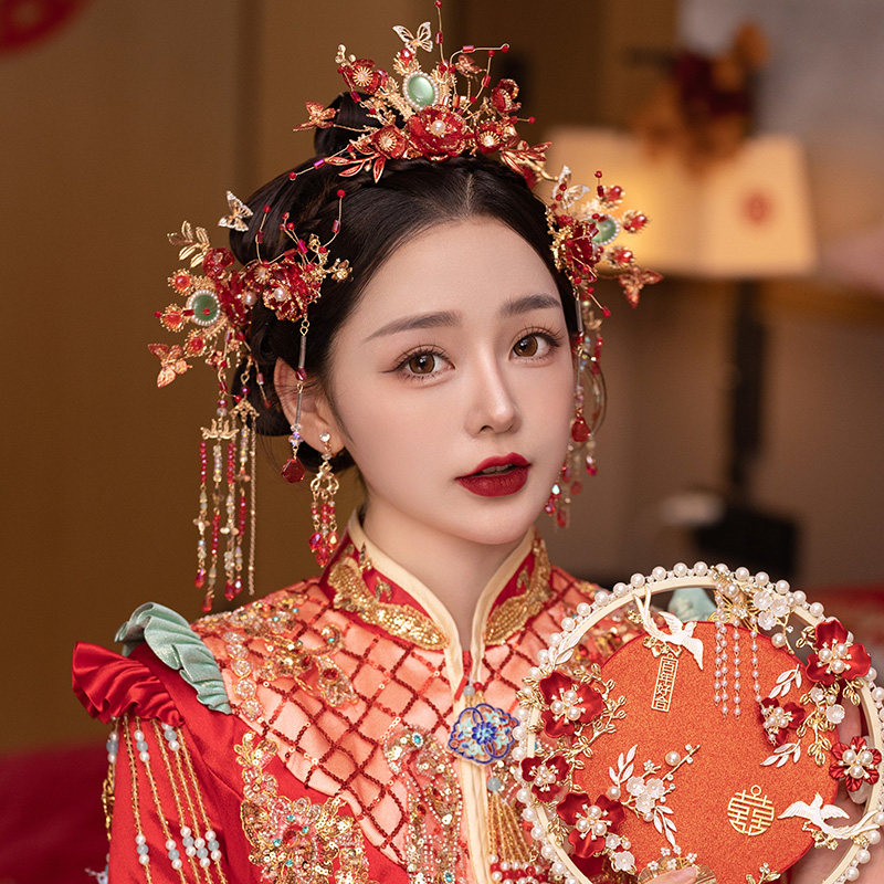 中式新娘头饰新款红色古装饰品秀禾服发饰流苏婚礼拍照步摇配饰