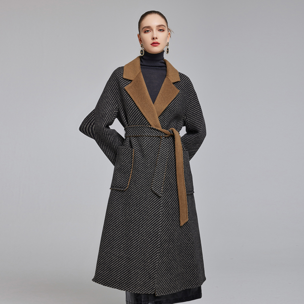 斯尔丽羊毛长双色大衣