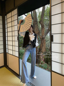 阔腿浅色牛仔裤女价格 阔腿浅色牛仔裤女图片 星期三