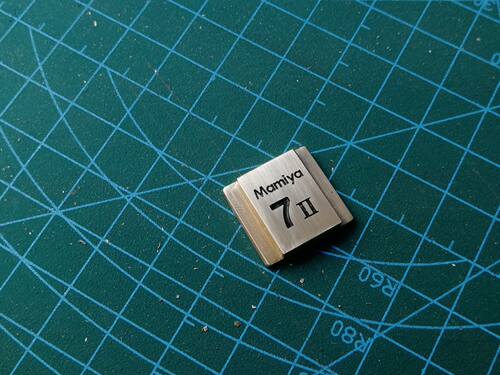 定制Mamiya金属创意玛米亚7ii rz67 cx33相机热靴盖防尘盖保护盖