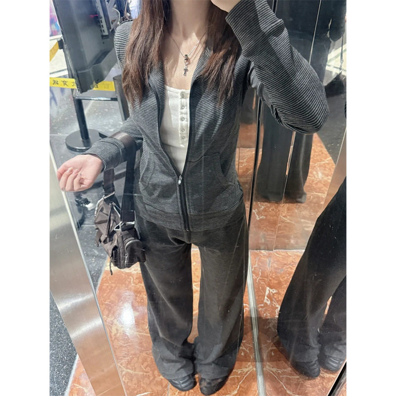 早秋季套装女款职场穿搭一整套职休闲运动套装