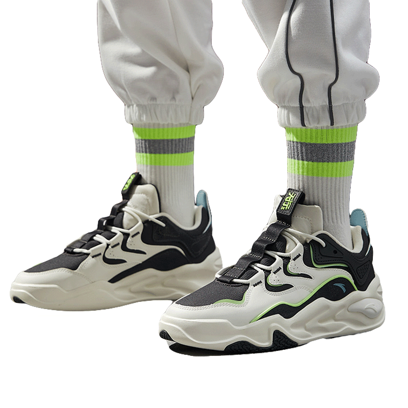 安踏男鞋板鞋2025新款秋冬男款正品休闲鞋子厚网官方旗舰运动鞋男