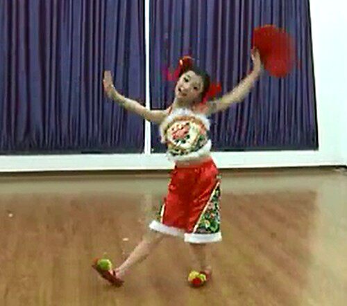 服饰儿童舞蹈表演服麻辣乖幺妹独舞舞蹈服装少儿舞蹈订制