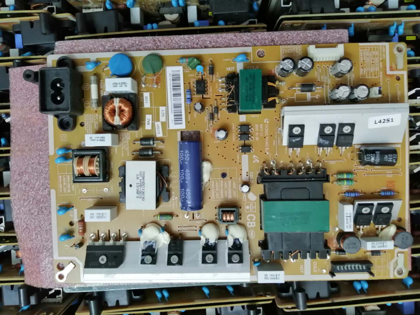 UA40F5500ARBN44-00645B三星电源