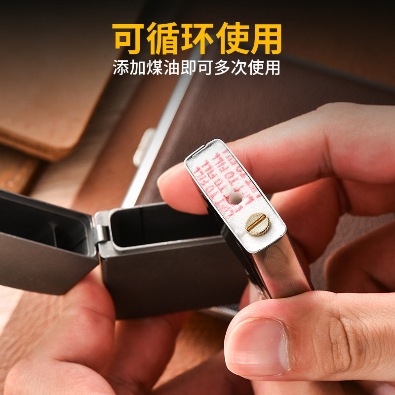 机械朋克赛博纯钛合金煤油打火机砂轮厚重盔甲户外便携手工把玩件