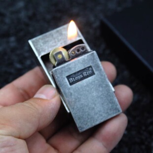 经典款金属复古简约银色火柴盒子抽拉是迷你砂轮煤油打火机男礼品