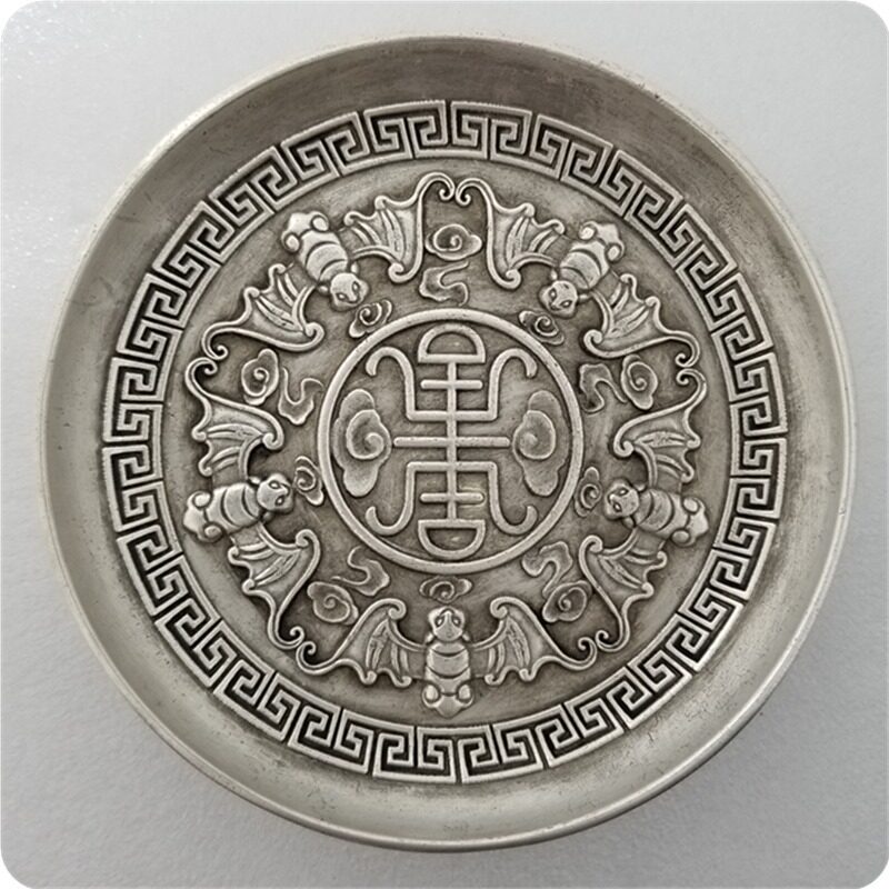 纯手工匠复古法作旧合金复刻道具仿古工艺品镀银圆形蝙蝠寿字盘子