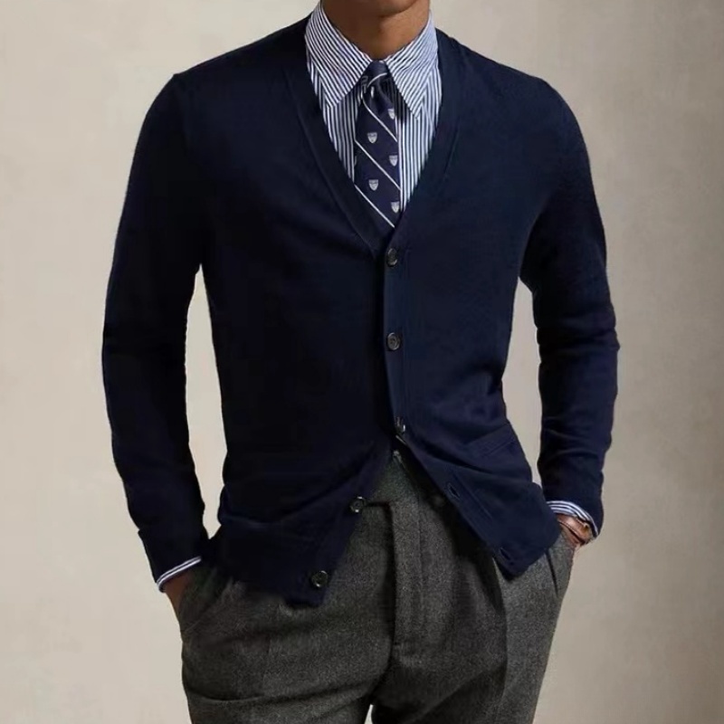 老钱风经典小马标V领针织衫外套