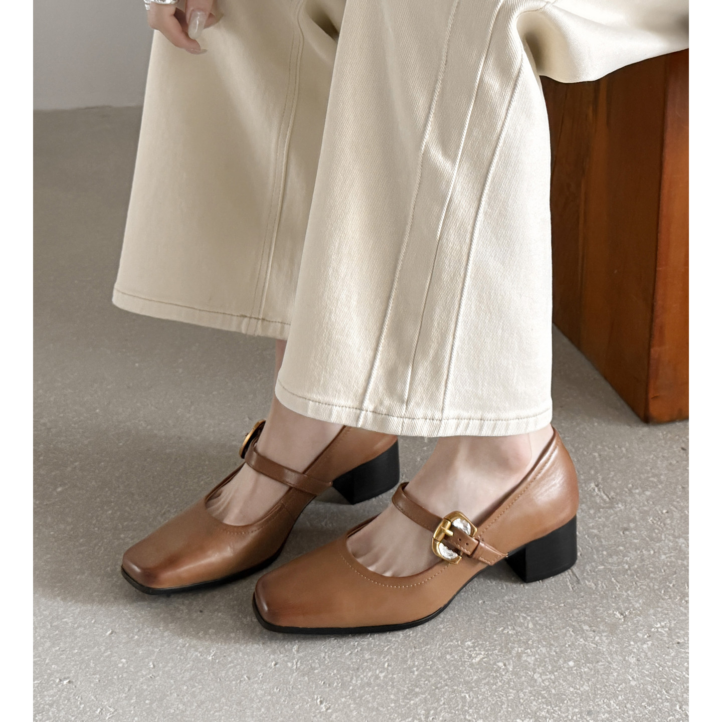 都市春季新款杏色简约穆勒鞋粗跟一字扣方头浅口套脚单鞋玛丽珍鞋,女鞋,棉鞋,淘宝优惠券,粉丝福利购,淘宝优惠卷