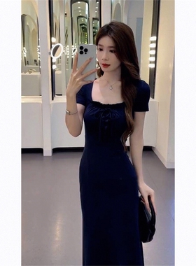 法式蓝色修身风情万种连衣裙子夏季女装2026新款梨形身材包臀长裙