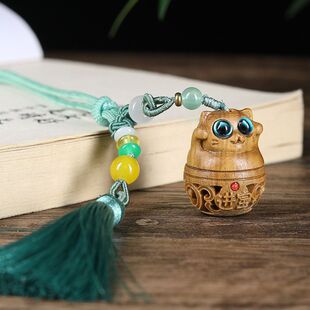 汽车香囊招财猫扩香器雕刻可盒子小猫咪挂件檀木绿打开高档diy丸