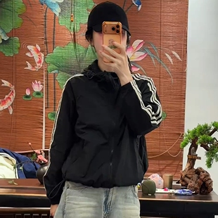 2026春款 双面穿连帽拼条防晒外套休闲柔软宽松减龄上衣