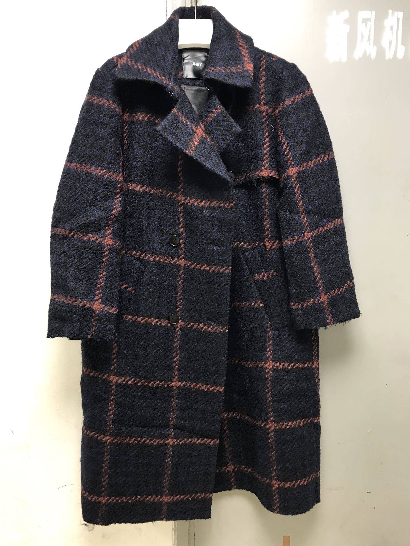 2019冬专柜新品千鸟格长款大衣女