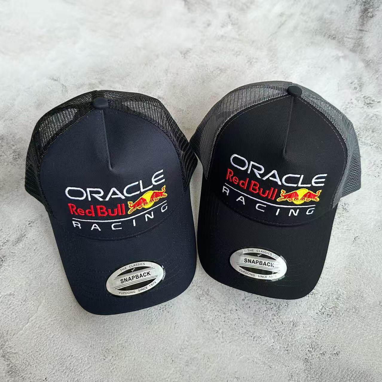 Oracle红牛F1赛车棒球帽子男女生网眼透气鸭舌帽运动户外刺绣弯檐 - 实物图