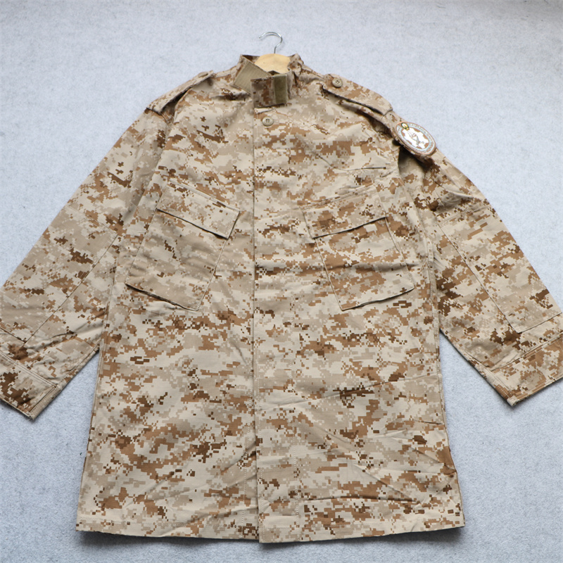 数码沙漠多兜工装外套耐磨