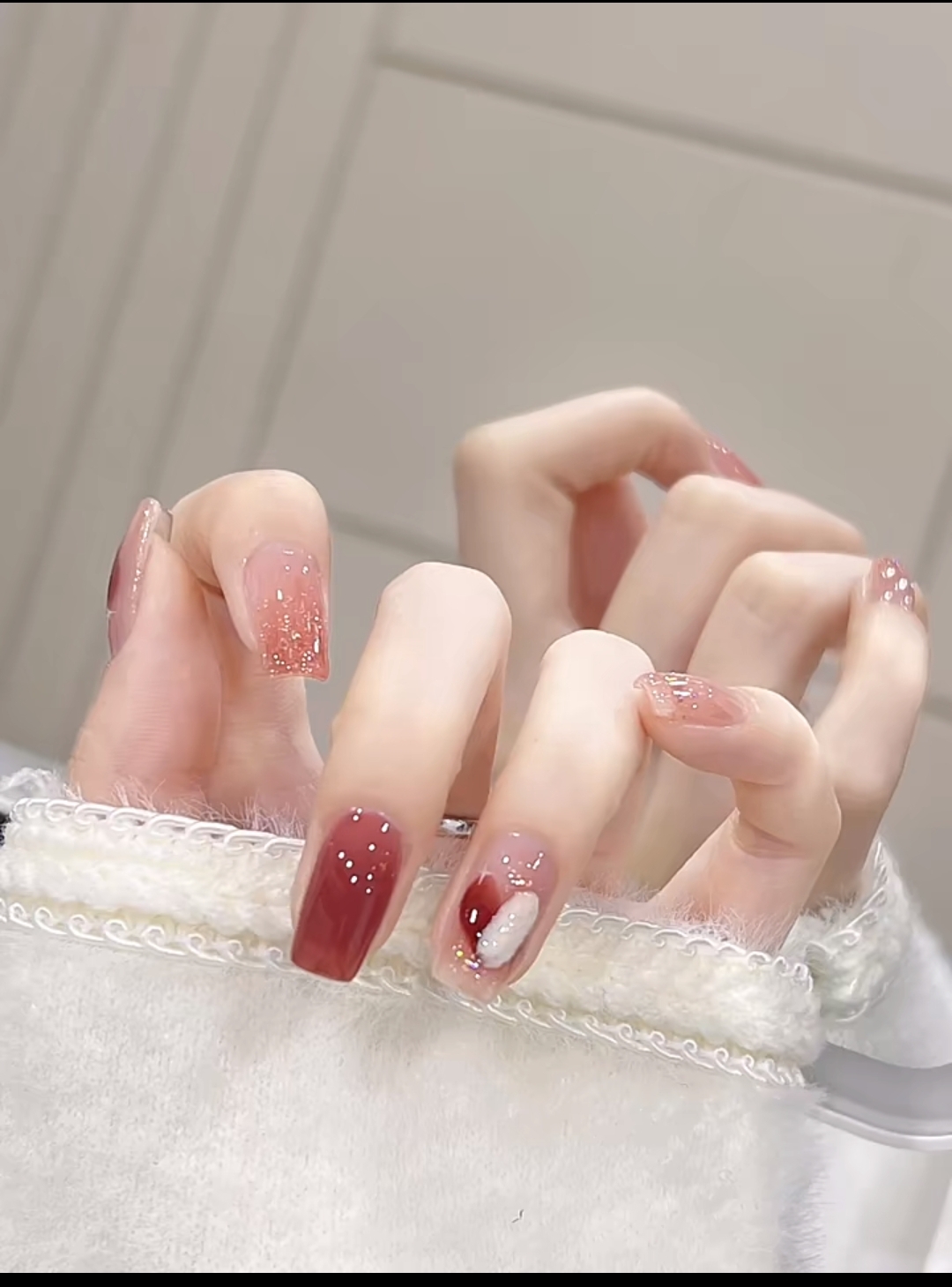 新款手工定制穿戴甲温柔显白气质简约满眼星辰短款美甲贴片