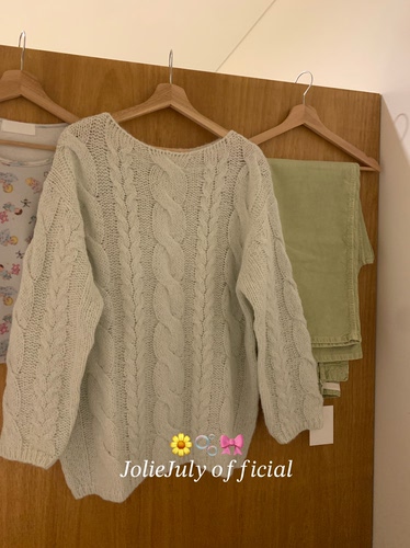 JolieJuly韩国正品 奶绿色麻花宽松针织
