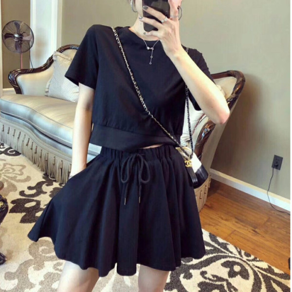 2021 summer new short sleeve T-shirt + high waist skirt