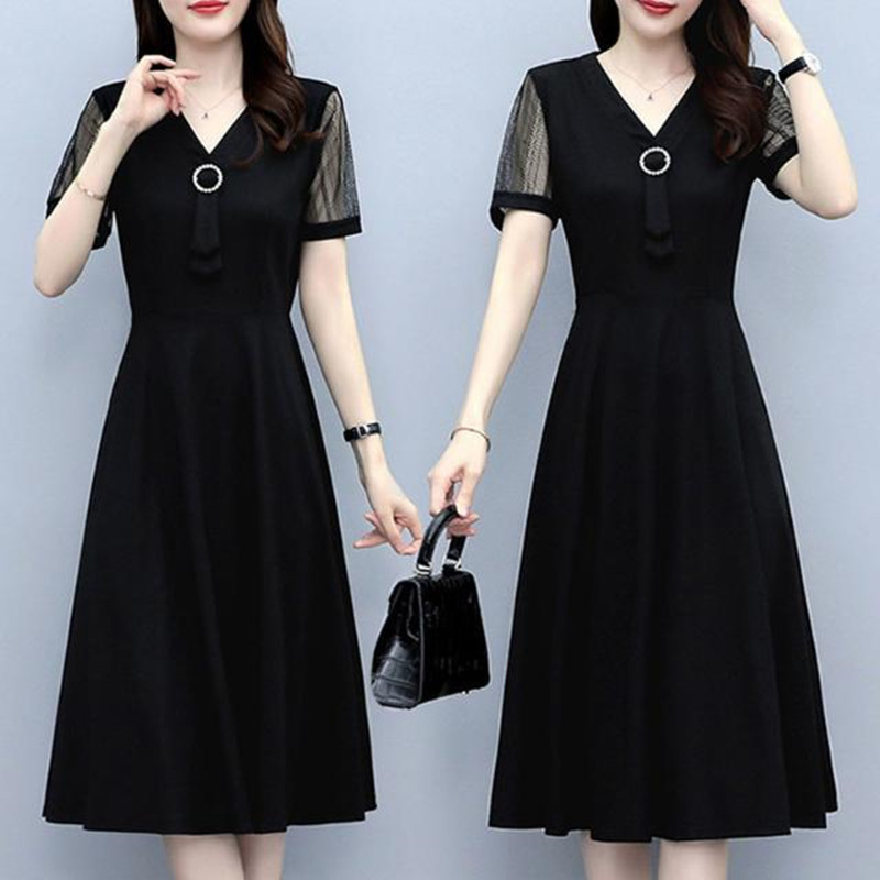 Short sleeve dress women's 2021 summer new large waist slim mid length