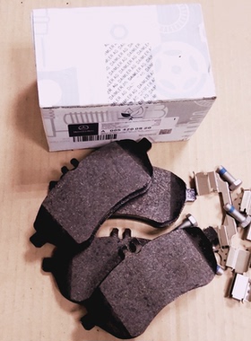 奔驰c204级c180c200c300前片e级212e200e260e300前片刹车片正品