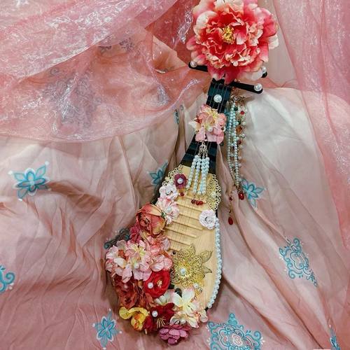 新款汉服宫廷花朵琵琶飘带唯美