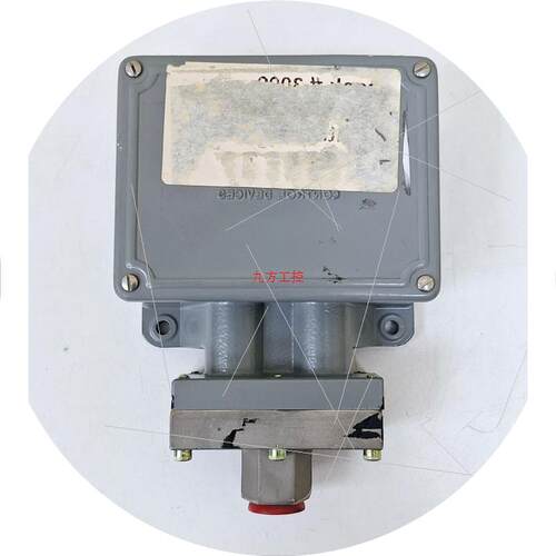 议价SOR 44V1-K4-M4-C2A-2-25 PSI Pressure Switch Overrange 75