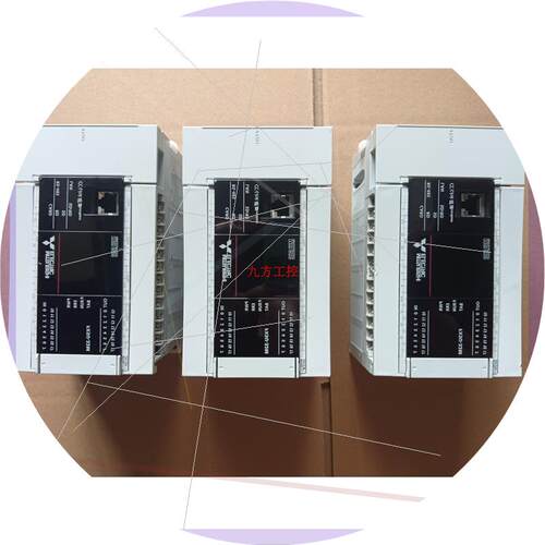 议价FX5U-32MT 成色漂亮 功能完好 实物图 还有2台