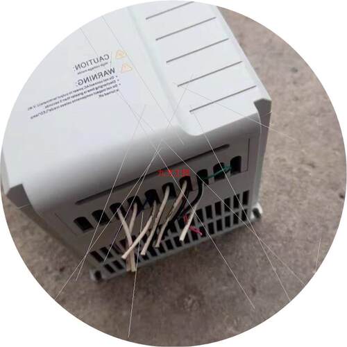 议价理想变频器3PH400v50HZ变频器4也可维修