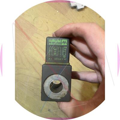议价MURR穆尔电磁阀插头,24V AC/DC-4A,成色如