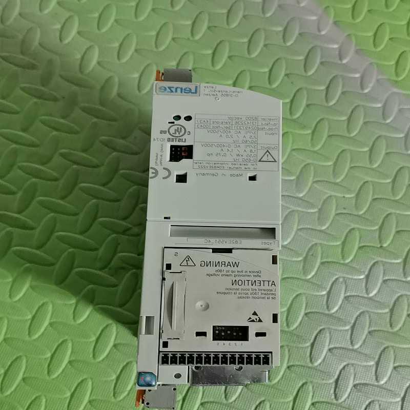 议价伦茨变频器E82EV551-4C 实物图不带IO板可测试 功{壹柒商行}