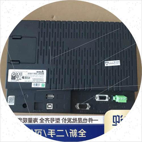 议价溢价10寸触摸屏 型号DOP-110CS右下有点