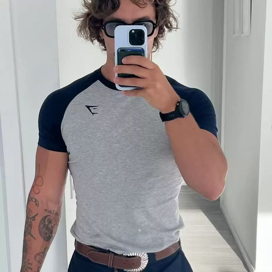 GYMSHARK RAGLAN拼色短袖男运动休闲健身修身弹性刺绣标插肩袖T恤