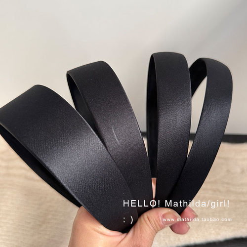 2025新女款纯色百搭宽边