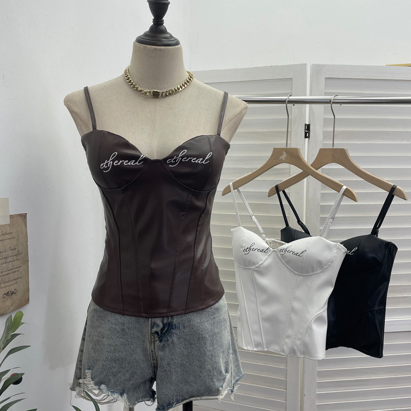 复古辣妹风字母印花带胸垫pu皮吊带衫 性感低胸拼接露背上衣背心