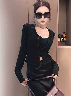 莎火火2025春装新款时尚简约修身显瘦小外套开衫女小香风上衣9963