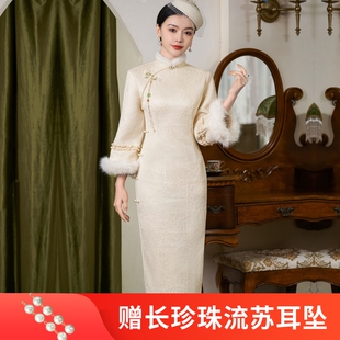2026秋冬季长款丝绒提花加厚旗袍毛领长袖少女修身显瘦气质连衣裙