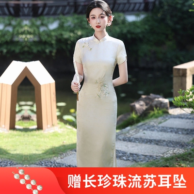 春夏复古缎面绣花长款修身旗袍