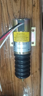 A1V12 P613 特龙贝塔22073油门执行器控制器 12E2U1熄火开关 2001