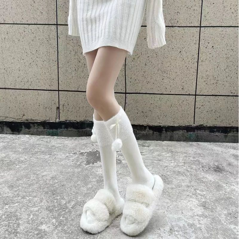 新款白色小腿袜子JK过膝长筒袜套女秋冬加绒可爱毛球中筒jk堆堆袜