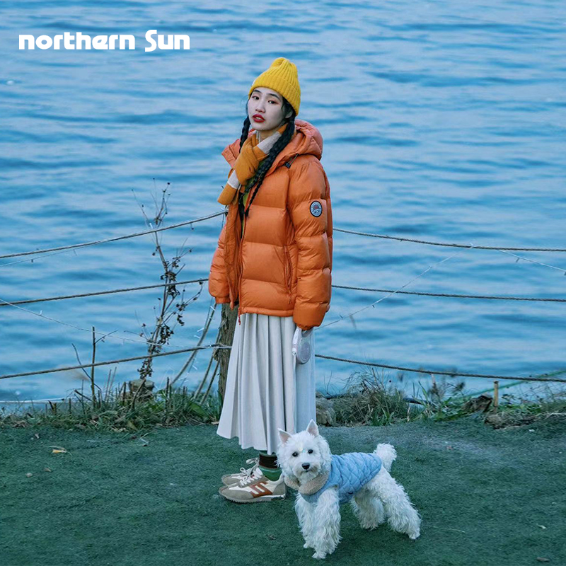 诺思山白鸭绒超轻加厚泡芙羽绒服