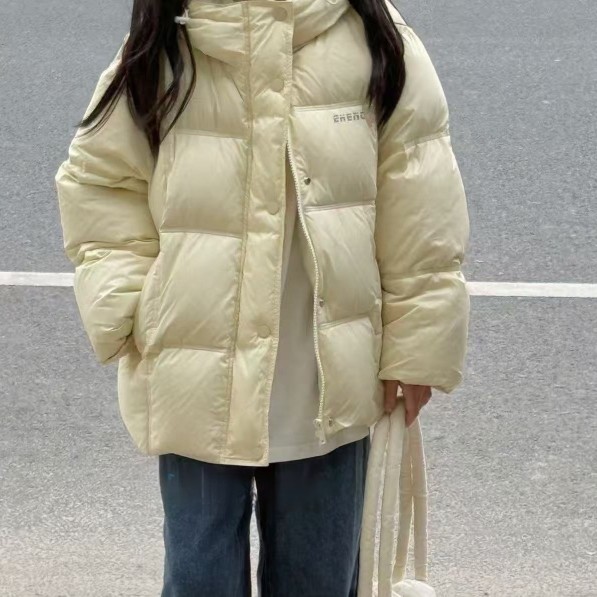 波拉韩国童装2025冬款男童休闲保暖连帽外套女童小清新纯色羽绒服