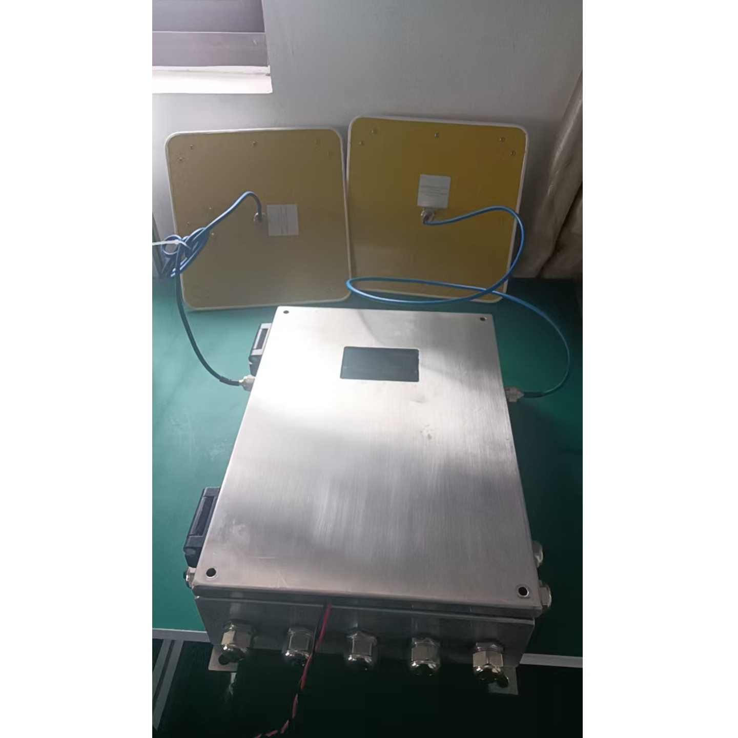 煤矿用本安型一类防爆无线网络WIFI6基站覆盖200米KTF167