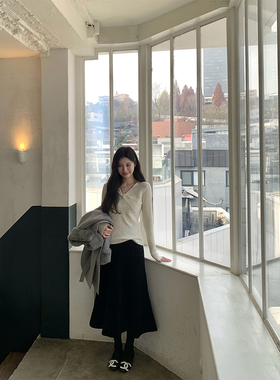 VASSE美蟹 百搭雪尼尔灯芯绒鱼尾长裙女秋冬温柔高腰包臀半身裙