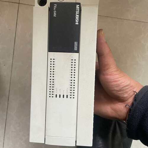 可维修-三菱PLC FX3U-64MT/DSS，成色如图漂亮，直流2议价