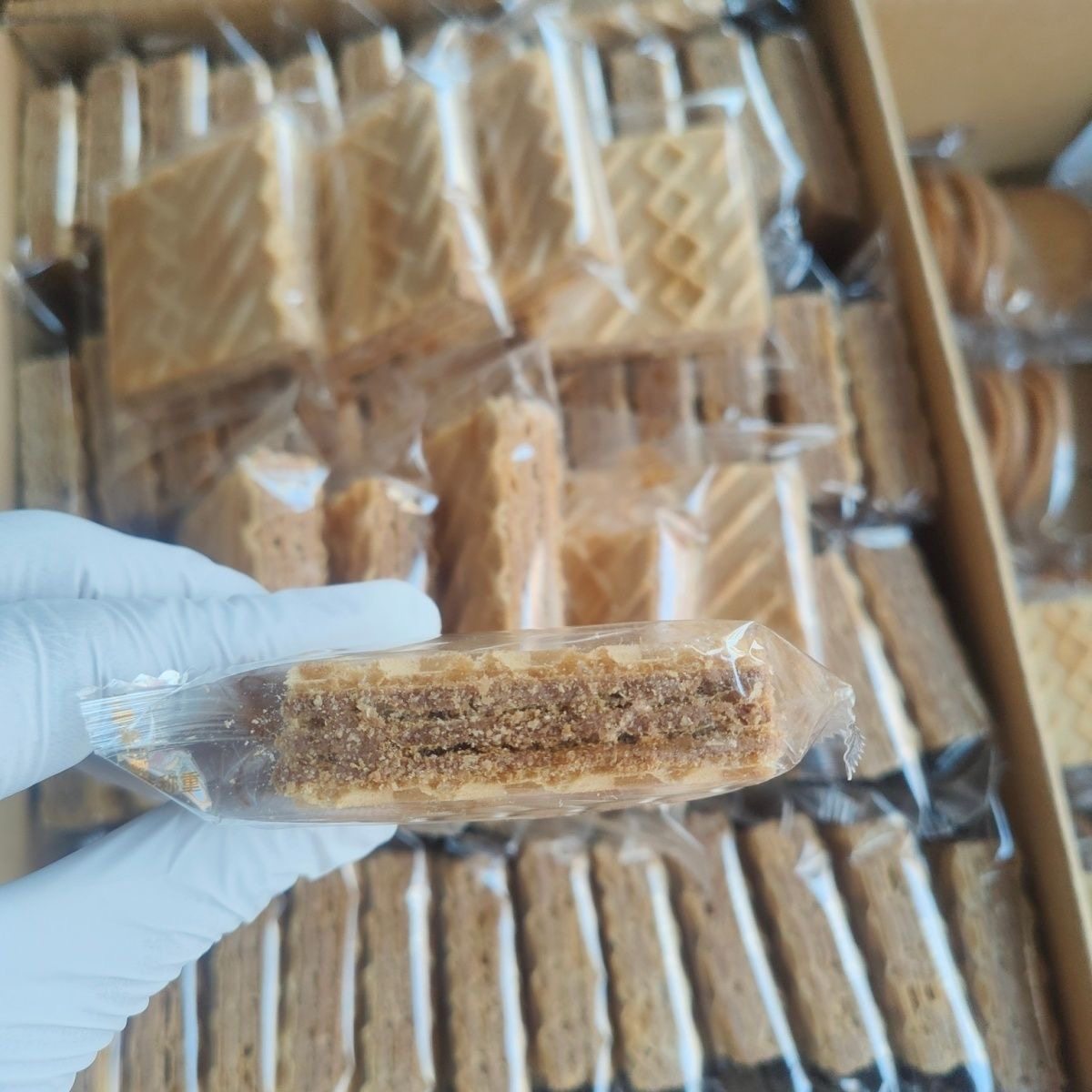 网红26年新曼士卡威化饼干牛奶可可榛子味聚会休闲办公零食散装,零食/坚果/特产,威化饼干,淘宝优惠券,粉丝福利购,淘宝优惠卷