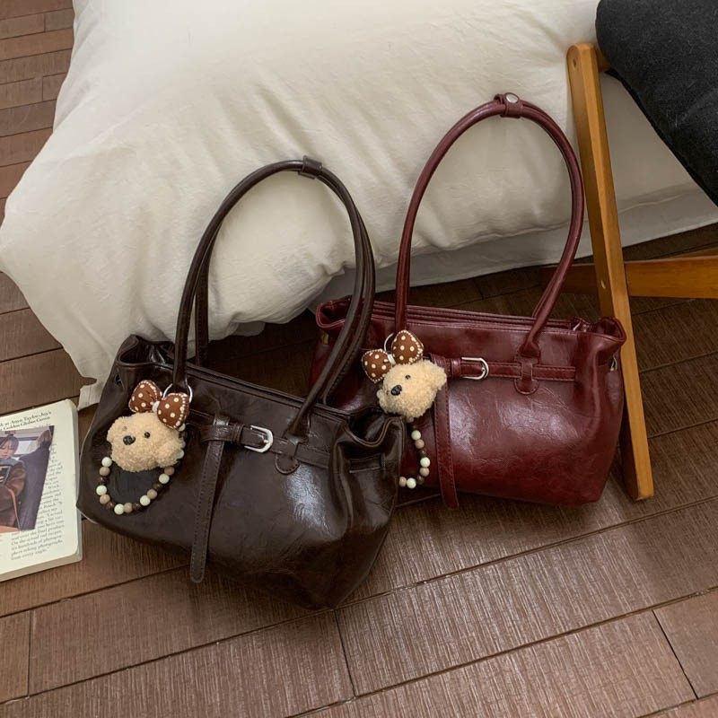 2025新款冬季高颜值时髦休闲腋下包包女式皮带扣时尚休闲单肩包包,箱包皮具/热销女包/男包,胸包,淘宝优惠券,粉丝福利购,淘宝优惠卷